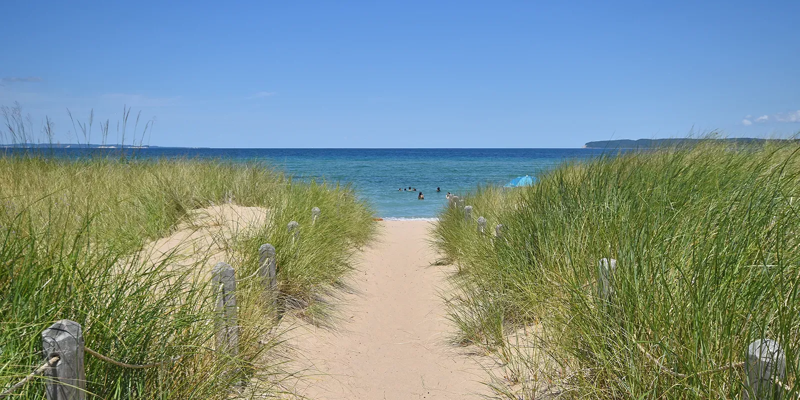 path to glen haven beach